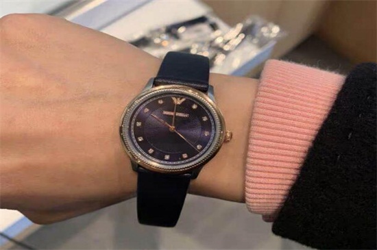 阿玛尼手表是什么材质