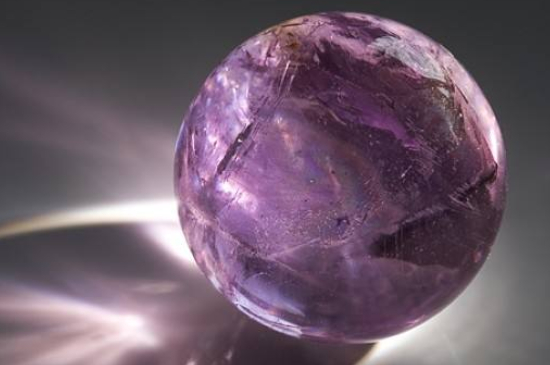 紫水晶的鉴别方法