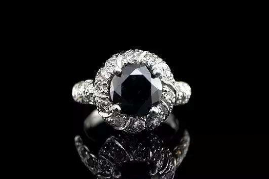 黑钻属于钻石吗