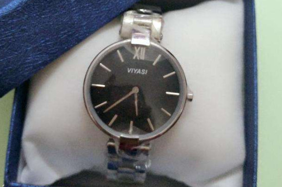 威亚斯手表图片