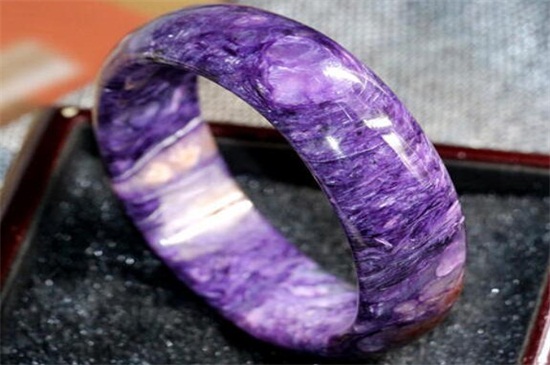 紫龙晶手串会越戴越紫吗