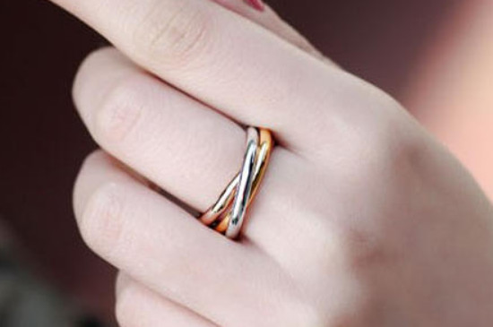 戒指戴哪个手指代表什么