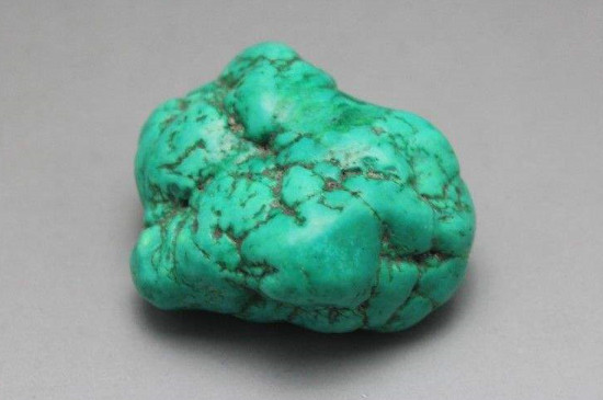 绿松石和菱镁矿鉴别