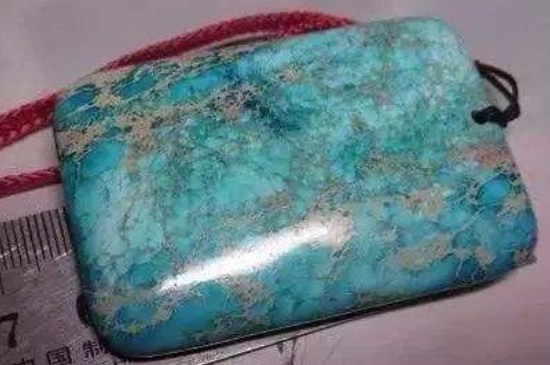 绿松石和菱镁矿鉴别