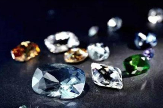 钻石净度和颜色怎么选