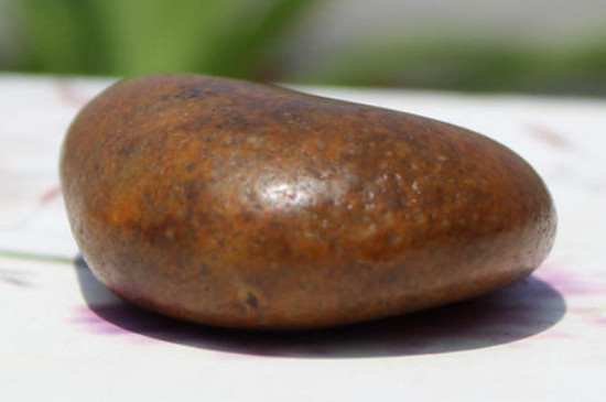 石包玉原石特征