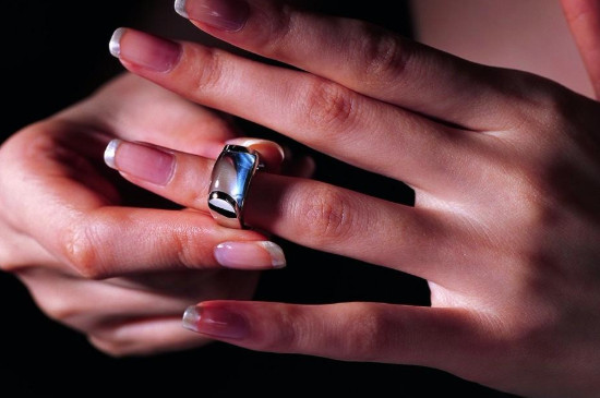 男人千万不要带2个戒指，戴戒指有哪些含义