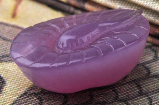 紫色玉石有哪些品种