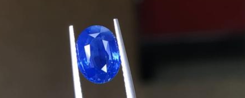 蓝色宝石都有什么品种