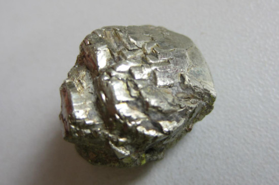 矿石金是什么材质
