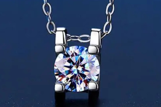 1克拉钻石项链多少钱，基本5万元起步