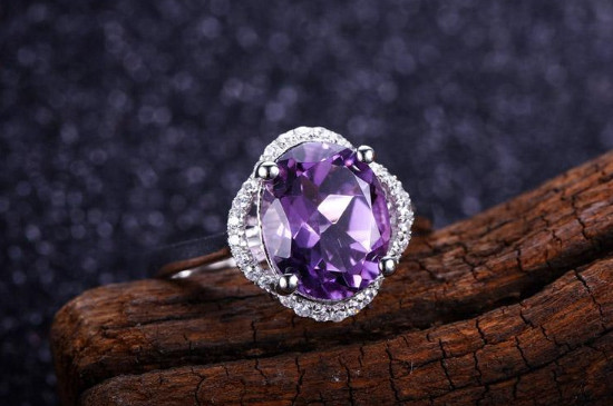 紫水晶的颜色等级，紫水晶一共有6个等级