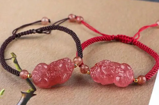 草莓晶貔貅手链寓意