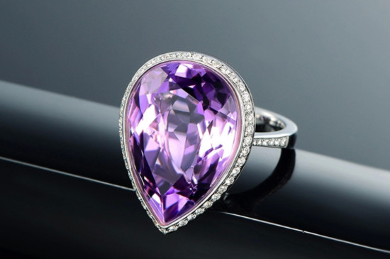 紫水晶的寓意和功效