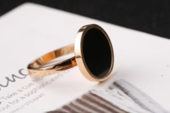 黑色戒指代表什么