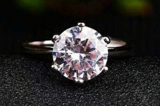 怎样选择钻石戒指