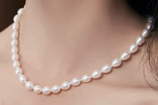 假珍珠与真珍珠的区别