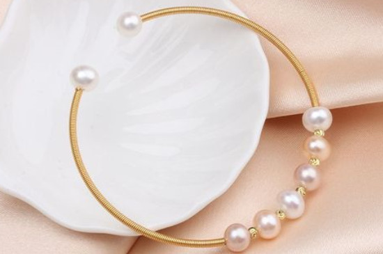 40~50岁女人适合戴什么手镯