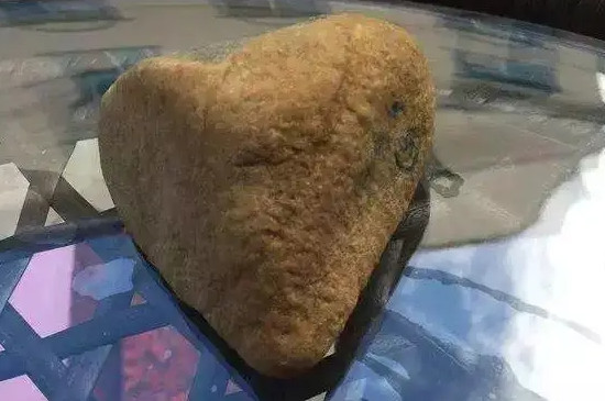 会卡场口的原石特点
