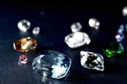 天然水晶原石价格市场价，天然水晶的价格一般是多少