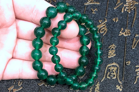 绿玛瑙寓意