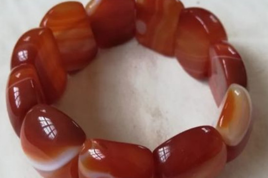 红玛瑙寓意
