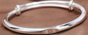 手镯的含义 送手镯代表什么